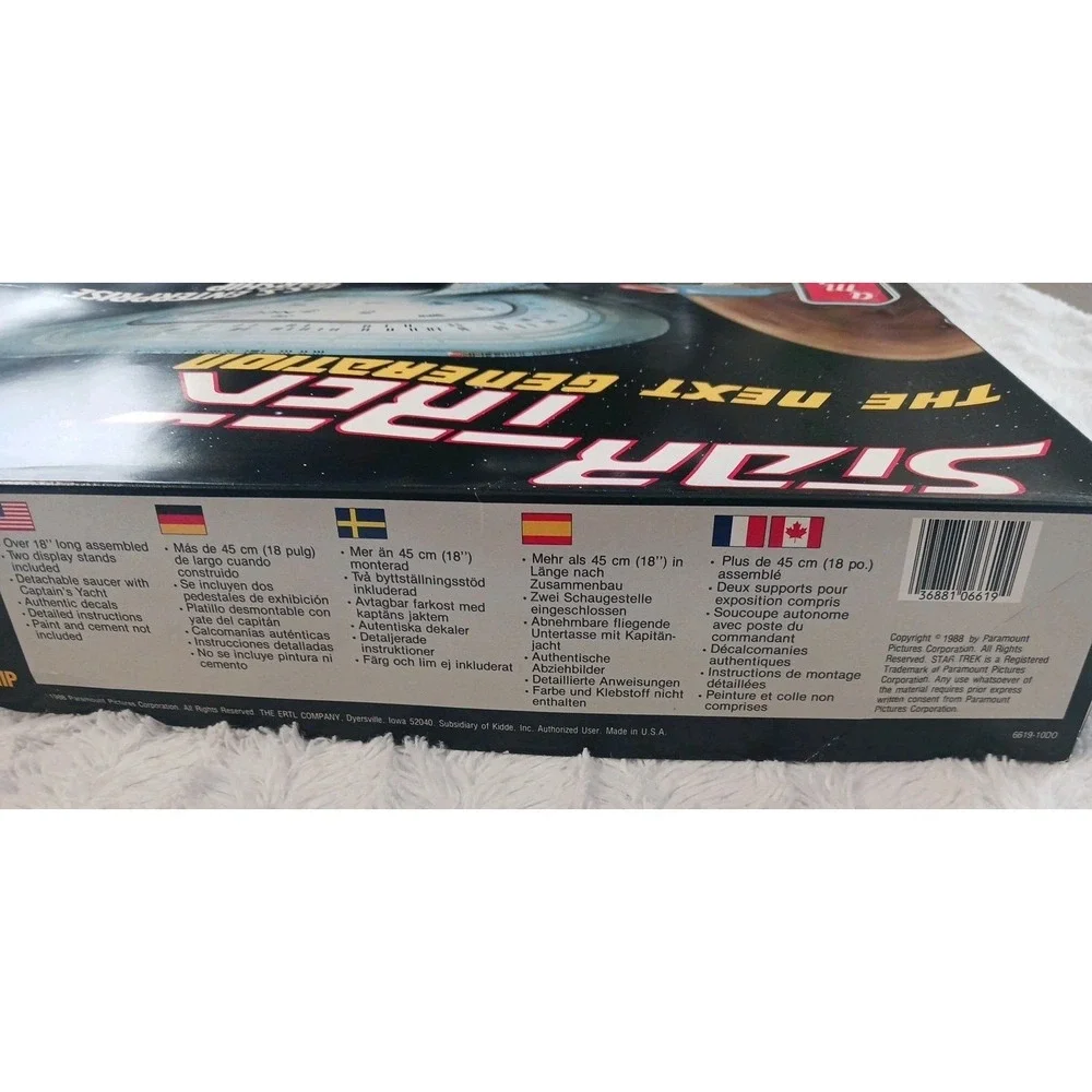 AMT ERTL Star Trek The Next Generation USS Enterprise Kit Model #6619 NEW